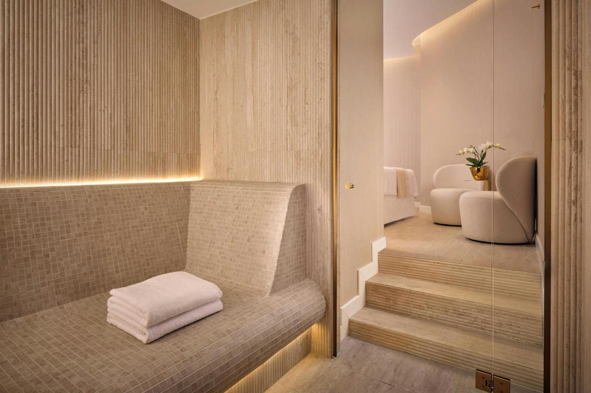 The Ritz-carlton De La Paix, Geneva